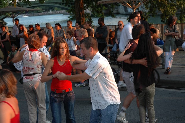 min 2005 08 11 Paris plage 153